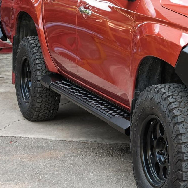 PIAK Side Step (Roadrunner, Black) for Mitsubishi Triton MR (11/2018 to 12/2023)