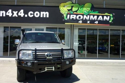 Deluxe Commercial Bull Bar to suit Landcruiser 100 series HDJ100/UZJ100/IFS
