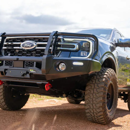 Ironman 4x4 Deluxe Commercial Bull Bar - Ford Everest (2022+)