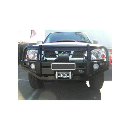 Deluxe Commercial Bull Bar to suit Nissan Navara D22 2002 onwards