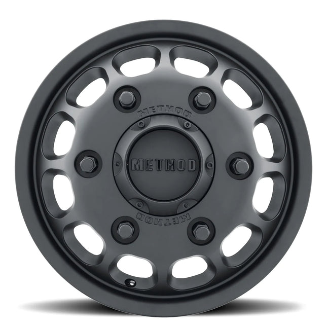 Method 901 | Sprinter Dually Wheel | Matte Black | FRONT