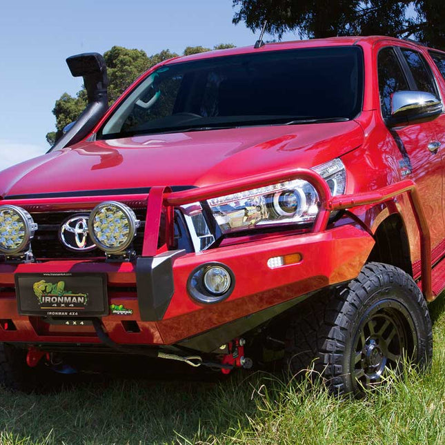 IRONMAN 4X4 Commercial Deluxe Bull Bar -  TOYOTA HILUX REVO 5/2018 – 7/2020