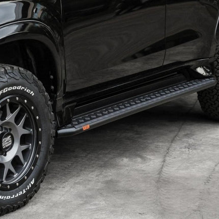 PIAK Side Step (Offtrack, Black) for Mitsubishi Pajero Sport (10/2016 on)