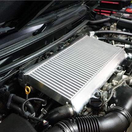 High Performance Diesel Toyota Landcruiser V8 Intercooler (Top Mount)