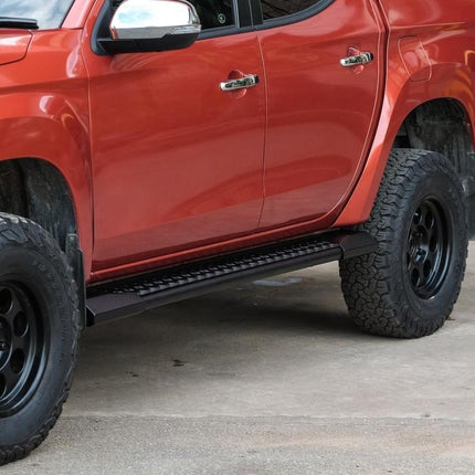 PIAK Side Step (Roadrunner, Black) for Mitsubishi Triton MR (11/2018 to 12/2023)