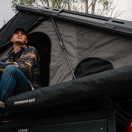 IRONMAN 4x4 ORION 1400 ROOFTOP TENT