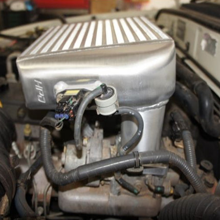 High Performance Diesel Toyota Hilux Intercooler 1KZ-TE 2002-2005 (Top Mount)