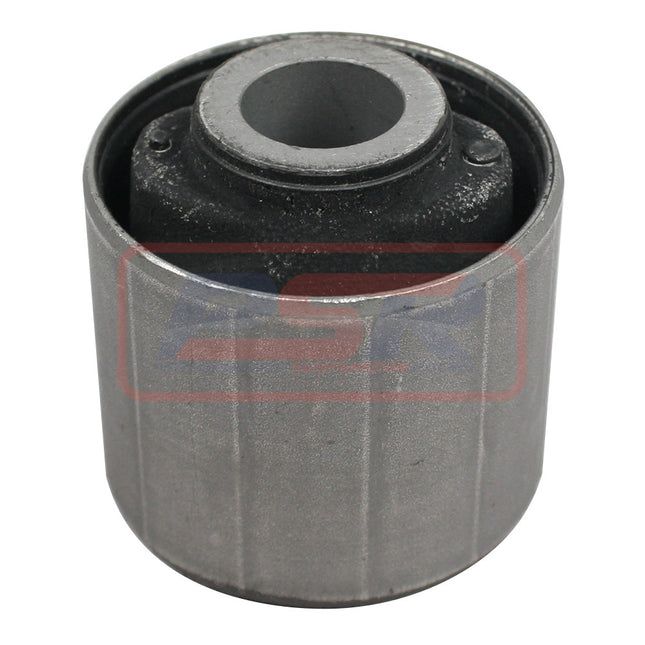 Genuine Toyota Landcruiser Rubber Rear Lower Trailing Arm Bush Each 48702-60040